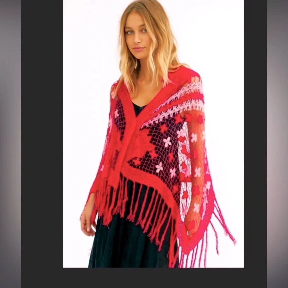Lucky brand y2k shawl pink crochet boho hippie stunning floral detail summer